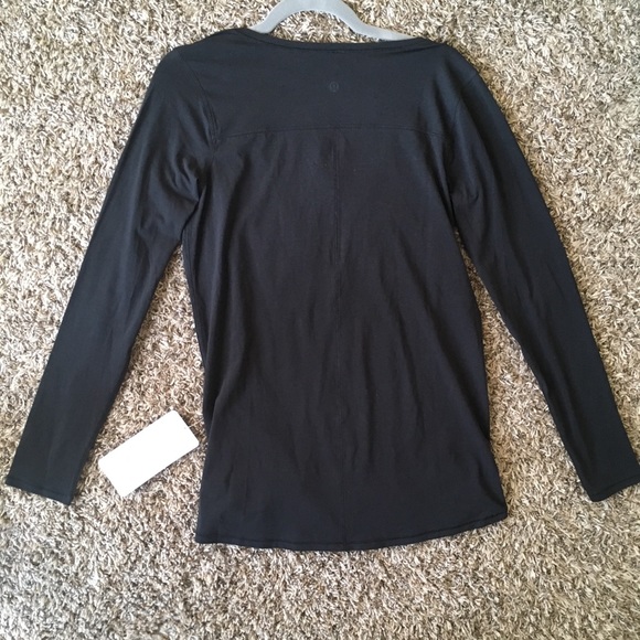 NWT Lululemon Another Round LS - Picture 4 of 4